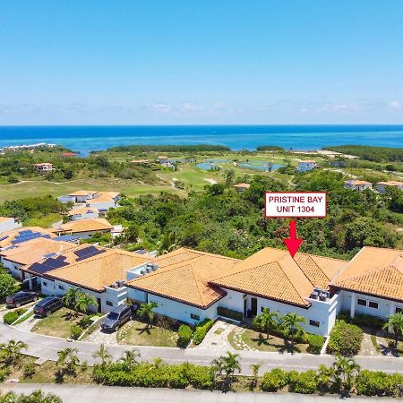 Pristine Bay Villa 1304 With Large Pool - 3 Bedroom Condo French Harbour 外观 照片