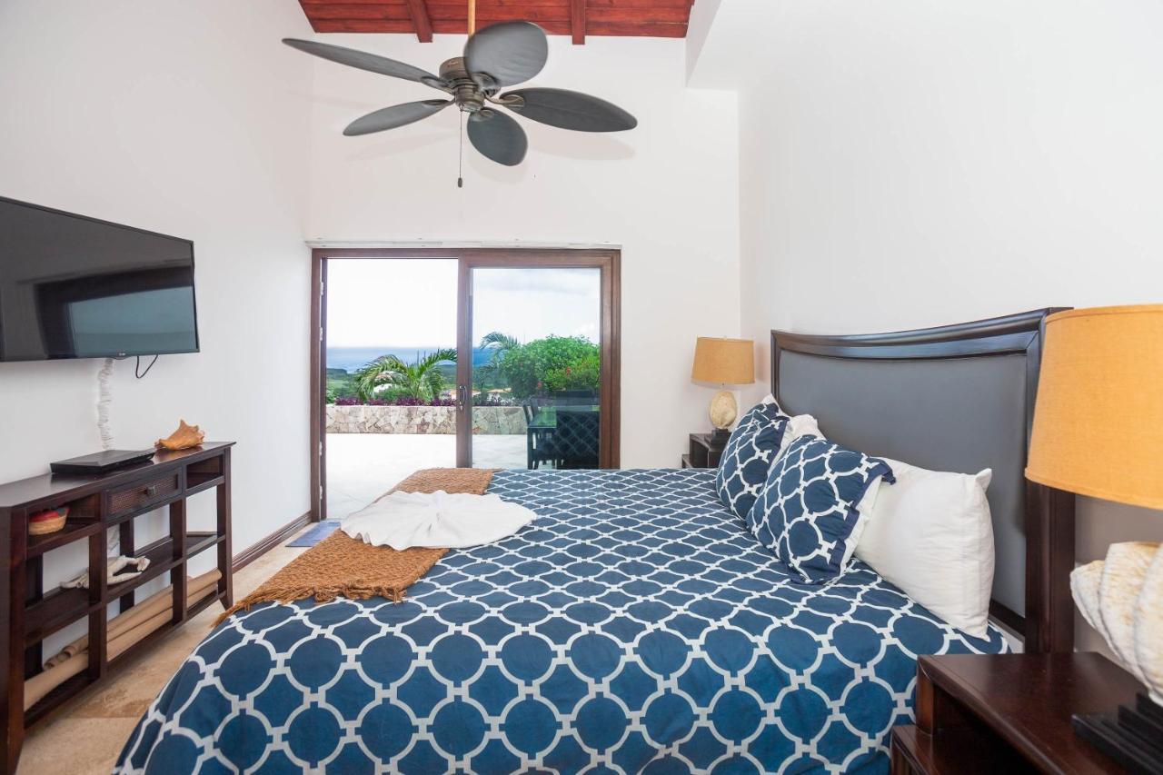 Pristine Bay Villa 1304 With Large Pool - 3 Bedroom Condo French Harbour 外观 照片