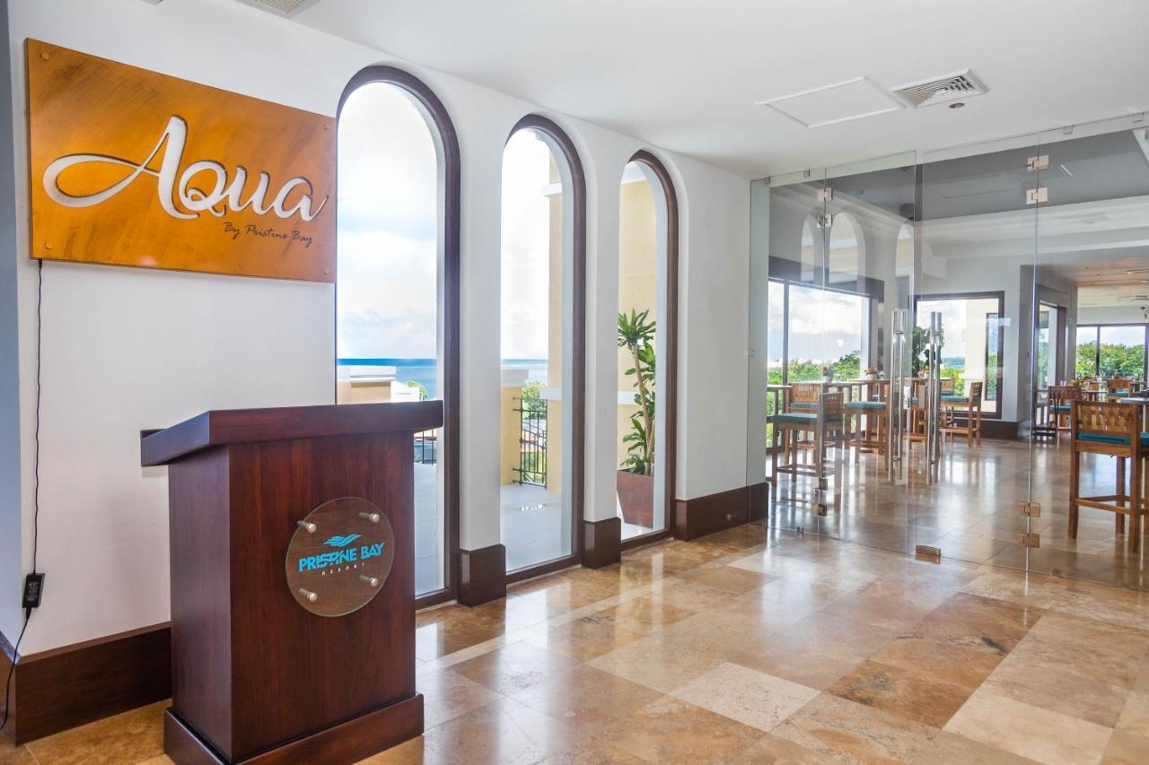 Pristine Bay Villa 1304 With Large Pool - 3 Bedroom Condo French Harbour 外观 照片